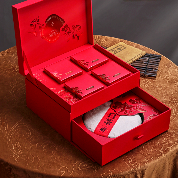 <b>包裝盒定制廠家淺談文創(chuàng)包裝盒與普通盒區(qū)別！</b>